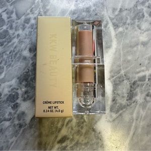 KKW‎ Beauty Creme Lipstick Pink 3